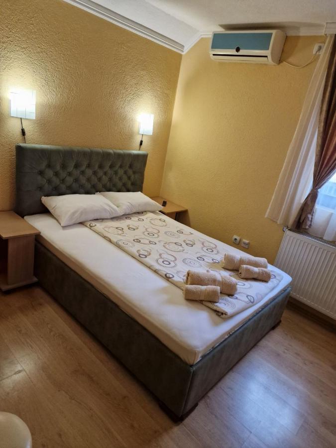 ホテル Etno Kuca Sa Konacistem Gocko Vrnjačka Banja エクステリア 写真